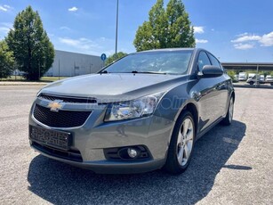 CHEVROLET CRUZE 1.8 LT Plus MEGKÍMÉLT ÁLLAPOT/ TEMPOMAT/ 92E KM/ TELJES SZERVIZ TÖRTÉNET