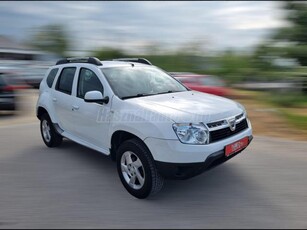 DACIA DUSTER 1.6 Cool 3 év kiterjesztett garanciával .4x2 Laueate.0 Ft önerővel hitelre is