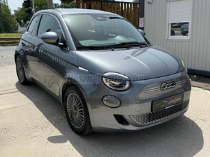 FIAT 500e La Prima 42kWh (Automata) Végig vezetett szervizkönyv! Friss szerviz! Újszerű állapot!