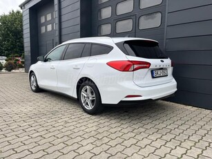 FORD FOCUS 1.5 EcoBlue Connected SZERVIZKÖNYV / 27 % ÁFÁS / 1.TULAJ / MAGYARORSZÁG-i / ÜLÉSFŰTÉS / KAMERA