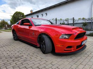 FORD MUSTANG Fastback 3.7 V6 (Automata)