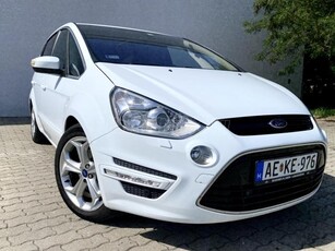 FORD S-MAX 2.2 TDCi Titanium X Panorámatető.Bőr belső