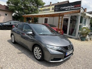 HONDA CIVIC 1.8 Executive (Automata) Bőrbelső. panoráma tető. full extra