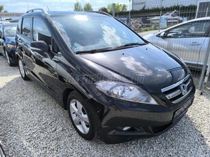 HONDA FR-V 1.8 Executive Xenon. Napfénytető. Tempomat. Ülésfűtés. Alufelni