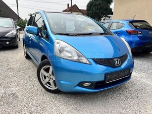 HONDA JAZZ 1.4 Elegance 1 nap alatt elvihető! Panoráma tető! Tempomat!