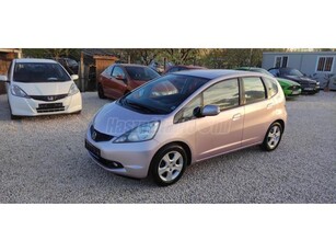 HONDA JAZZ 1.4 Elegance 20-25DB JAZZ JÁSZBERÉNYBEN!ROZSDA ÉS TÖRÉSMENTES.1TULAJDONOS.FRISS MŰSZAKI!