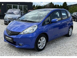 HONDA JAZZ 1.4 Elegance Digitklíma. Vonóhorog