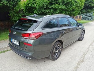 HYUNDAI I30 1.5 DPi Comfort Plus Magyarországi. Újszerű. Gyári garanciás. Áfás. 67.400 Km !!!!!