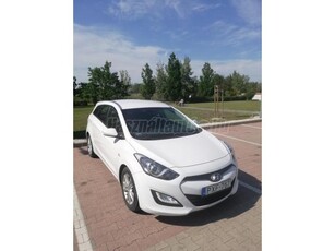 HYUNDAI I30 1.6 CRDi HP Comfort