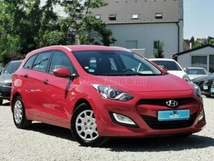 HYUNDAI I30 CW 1.4i Comfort KLÍMA+EL.ABLAK.EL.TÜKÖR+SZERVOKORMÁNY+K.PZÁR+++