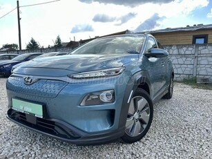 HYUNDAI KONA EV 64kWh Premium Hőszivattyú/LED fényszóró/Ülésfűtés/Üléshűtés/Kormányfűtés