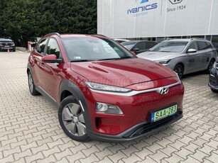 HYUNDAI KONA EV 64kWh Premium Magyarországi. első tulajdonostól. végig márkaszerviz. gyári garancia!