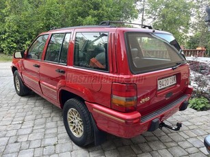 JEEP GRAND CHEROKEE Limited! 5.2V8 Eredeti 100%-ban rozsdamentes állapot!