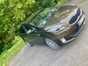 KIA CARENS 1.6 GDI EX