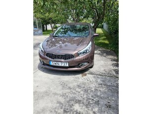 KIA CEE'D 1.4 CVVT LX