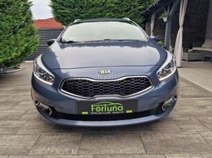 KIA CEE'D SW 1.6 GDI Limitált Prémium NAVIGÁCIÓ TOLATÓKAMERA FRISS MŰSZAKI FRISSEN SZERVÍZELVE!