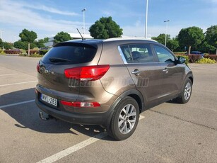 KIA SPORTAGE 1.7 CRDi EX Prémium MAGYAR. 1 GAZDÁS. KIFOGÁSTALAN ÁLLAPOTBAN