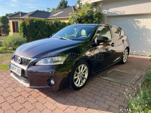 LEXUS CT 200h Mark Levinson Top (Automata)