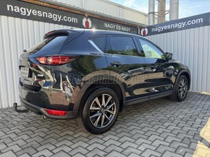 MAZDA CX-5 2.2 CD Revolution Top SD AWD (Automata) Mo-i . Végig vezetett sz.könyv . Vonóhorog . Napfénytető . BOSE.Navi