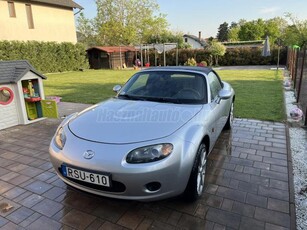 MAZDA MX-5 1.8i 16V Revolution