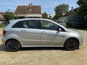 MERCEDES-BENZ B 200 Autotronic