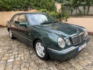 MERCEDES-BENZ E 300 TD Avantgarde (Automata) 100%-ban rozsdamentes! Xenon! Ülésfűtés! Bőrkárpit! Elektromos hátsó roló!