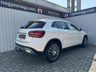 MERCEDES-BENZ GLA 200 Urban 7G-DCT Végig vezett sz.könyv.Vonóhorog.LED. Kamera . Sportülés.Navi