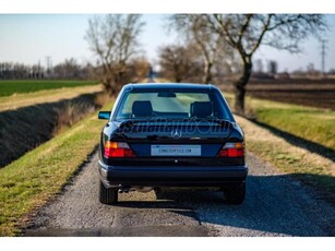 MERCEDES-BENZ W 124 300-E24