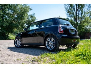 MINI MINI COOPER 1.6 D