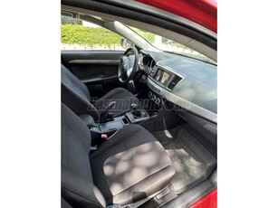 MITSUBISHI LANCER Sportback 1.6 Invite