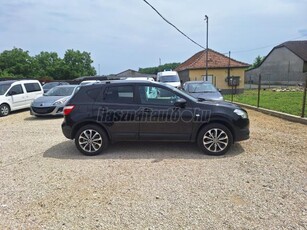 NISSAN QASHQAI 2.0 i-Way 4WD.Panoráma tető. Navigáció. Tolató kamera. Xenon. Bose hifi!