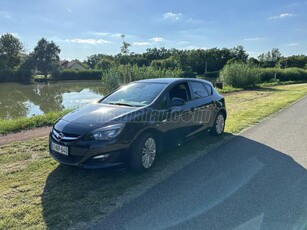 OPEL ASTRA J 1.4 Active