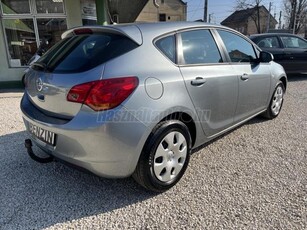 OPEL ASTRA J 1.4 Enjoy