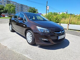 OPEL ASTRA J Sedan 1.6 Enjoy EURO6 MAGYARORSZÁGI ELSŐ TULAJDONOSTÓL