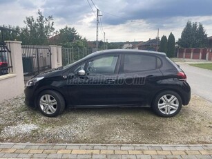 PEUGEOT 208 1.2 PureTech Style