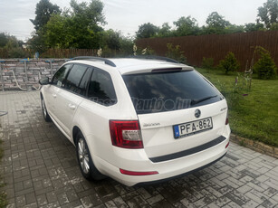 SKODA OCTAVIA Combi 1.4 TSI Style