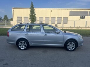 SKODA OCTAVIA Combi 1.6 CR TDI Elegance DPF 158000KM ÜLÉSFŰTÉS DIGIT KLÍMA VONÓHOROG NAGY KIJELZŐ