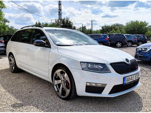 SKODA OCTAVIA Combi 2.0 CR TDI RS DSG CHALLENGE. ModeSelect. Memo+Fűth.Bőr. CANTON HiFi. Távt.Tempomat. Navi. Gyöngyhá