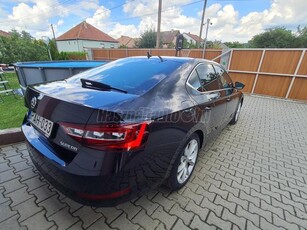 SKODA SUPERB 2.0 TDI SCR Style DSG