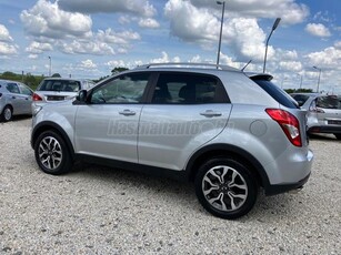 SSANGYONG KORANDO 2.2 e-XDI DLX Plus VÉGIG SZERVIZELT-KEVÉS KM-EXTRÁS!!! IGEN JÓ!!!!