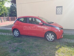 TOYOTA AYGO 1.0 x+comfort plus Újszerű állapot. Navi kamera tempomat!