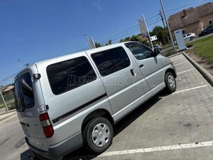 TOYOTA HI-ACE Hiace 2.5 D4-D Panel Van Terra