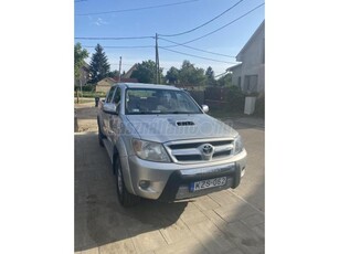 TOYOTA HI LUX Hilux 2.5 D-4D 4x4 Double SR