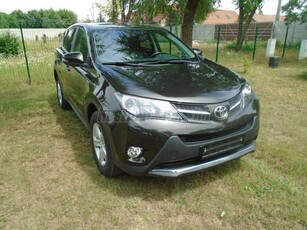 TOYOTA RAV 4 Rav4 2.0 D-4D Premium Ritkaság.4WD navi.kamera.bőr belső.kitűnő állapot