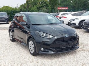 TOYOTA YARIS 1.5 Hybrid Comfort Tech e-CVT T.KAMERA-ÜTKÖZÉS MEGELŐZŐ-SÁVTARTÓ-APPLE CARPLAY-89eKm