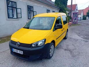 VOLKSWAGEN CADDY 2.0 CR TDI DSG 4motion (7 személyes )