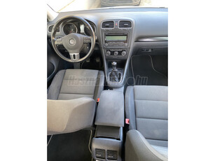 VOLKSWAGEN GOLF VI 1.6 Trendline