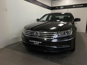 VOLKSWAGEN PHAETON 3.0 V6 TDI 4Motion (Automata) [5 személy]