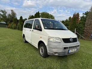 VOLKSWAGEN TRANSPORTER T5 1.9 TDI Mikrobusz 9 személyes