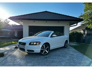 VOLVO C70 2.4i Momentum + Gyári Extrák + Friss Műszaki vizsga